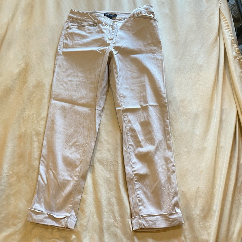 White House Black Market Women's Size 0 Slim Crop‎ Pants Light Gray 24" Inseam